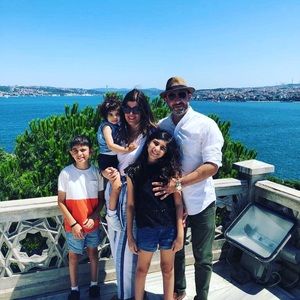 Meet your Posher, Suhair